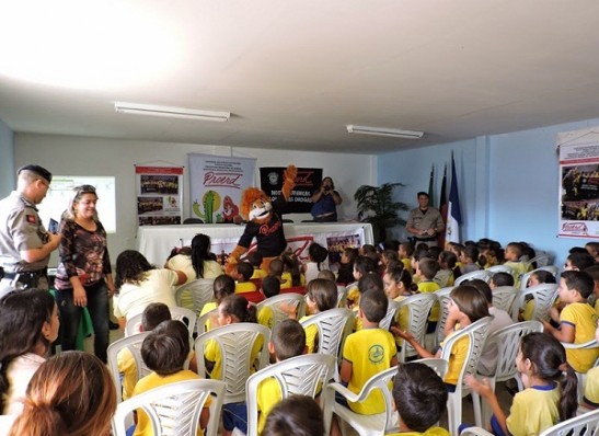 Alunos da Rede Municipal de Zabelê recebem diploma do projeto PROERD