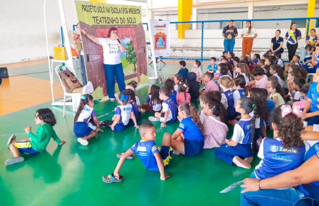 Projeto Solo na Escola/UFCG – Teatrinho do Solo